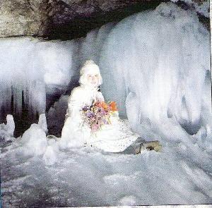 Ледяное убранство Кунгурской пещеры