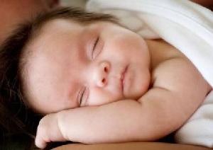 Добрые и светлые колыбельные – ребенок засыпает в прекрасном настроении, согретый родительской любовью. Человек запоминает эти песни с первых месяцев жизни и навсегда.
