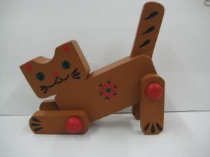 усская деревянная игрушка "Котик"